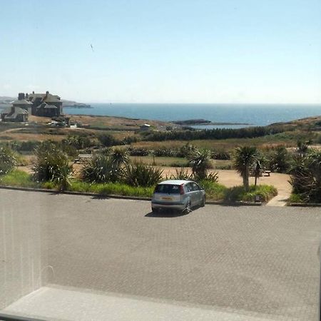 Plas Darien-3 Bed Apt- Sea Views - Sleeps 5 Trearddur Luaran gambar