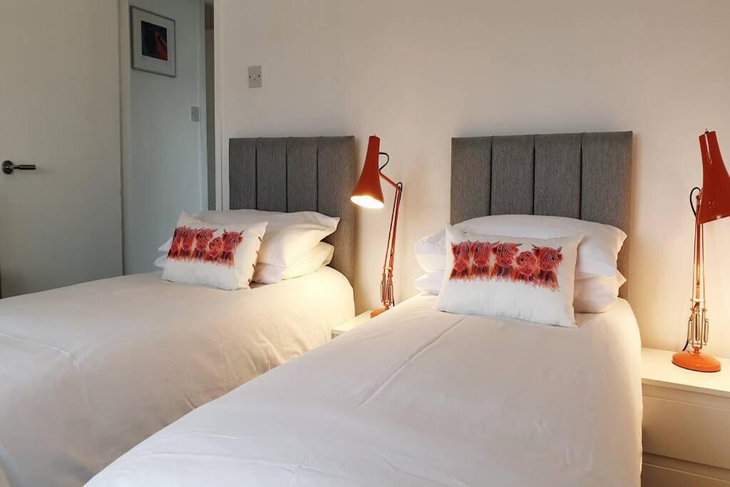 Plas Darien-3 Bed Apt- Sea Views - Sleeps 5 Trearddur Luaran gambar