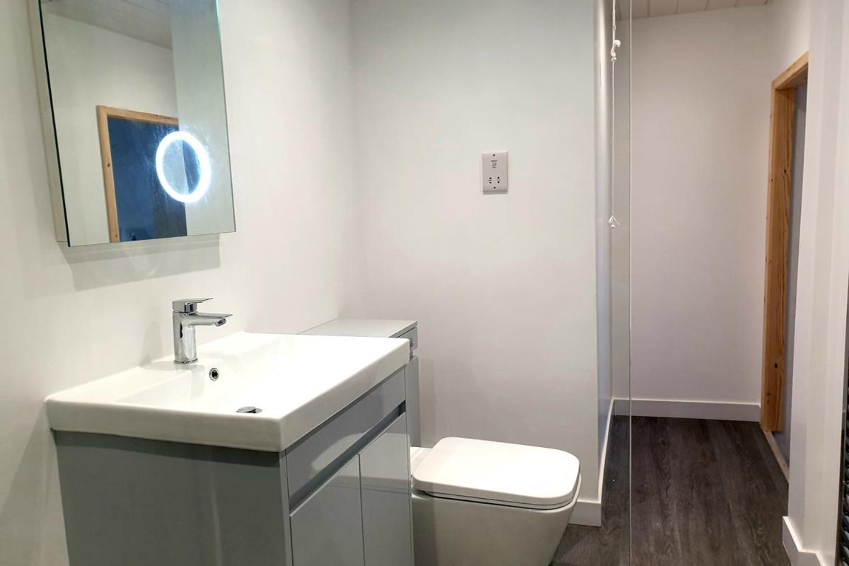 Plas Darien-3 Bed Apt- Sea Views - Sleeps 5 Trearddur Luaran gambar
