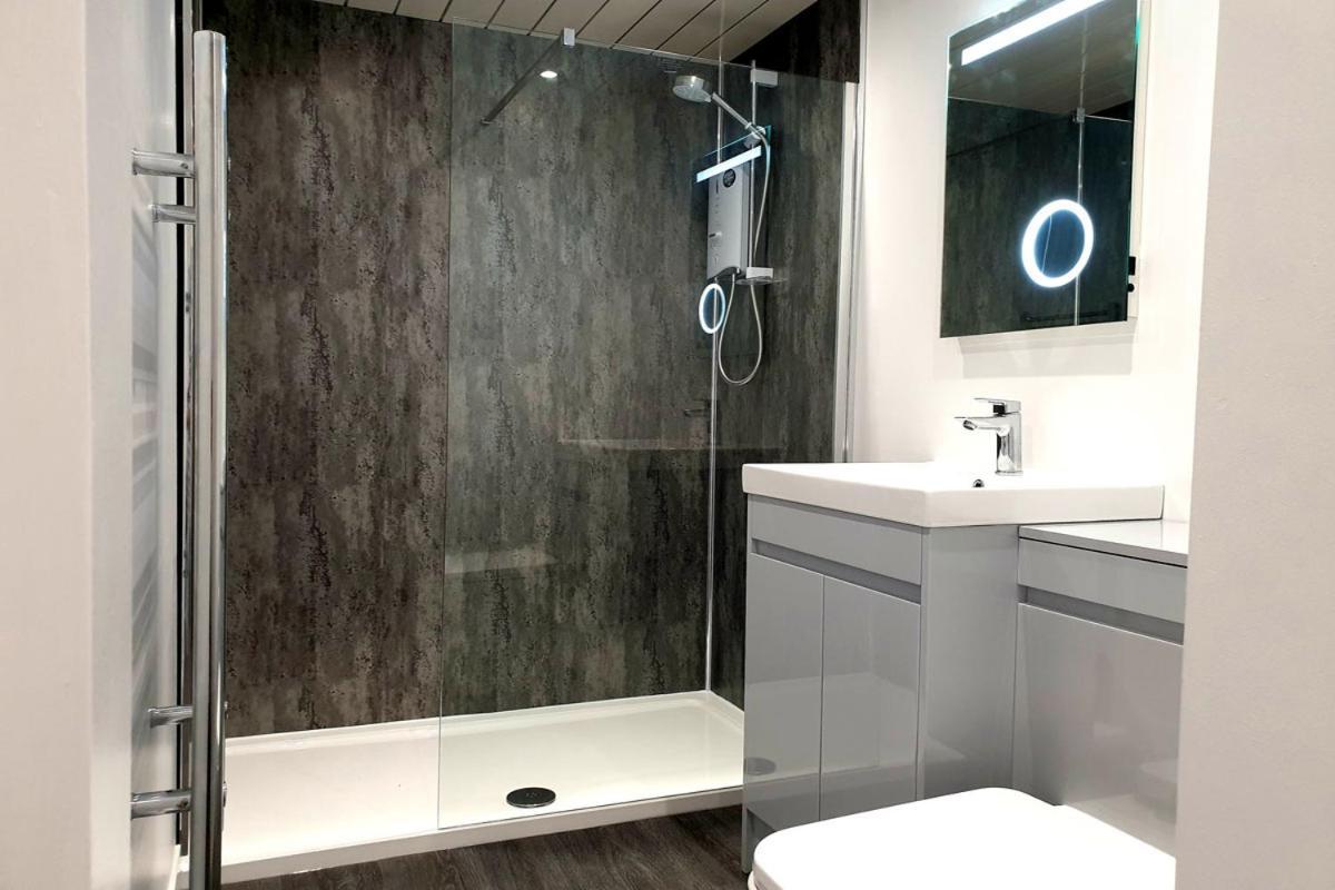 Plas Darien-3 Bed Apt- Sea Views - Sleeps 5 Trearddur Luaran gambar